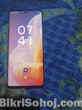 Motorola G85  .  12. 256